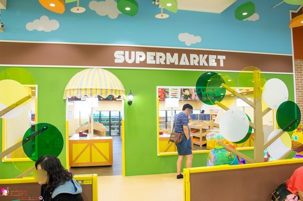 遊戲愛樂園-四季公園草衙道店:高雄遊樂園推薦︱遊戲愛樂園 放暑假!我要當海賊王!五大遊樂區,嗨翻一整個夏天!! 遊戲愛樂園-四季公園草衙道店:高雄遊樂園推薦︱遊戲愛樂園 放暑假!我要當海賊王!五大遊樂區,嗨翻一整個夏天!!