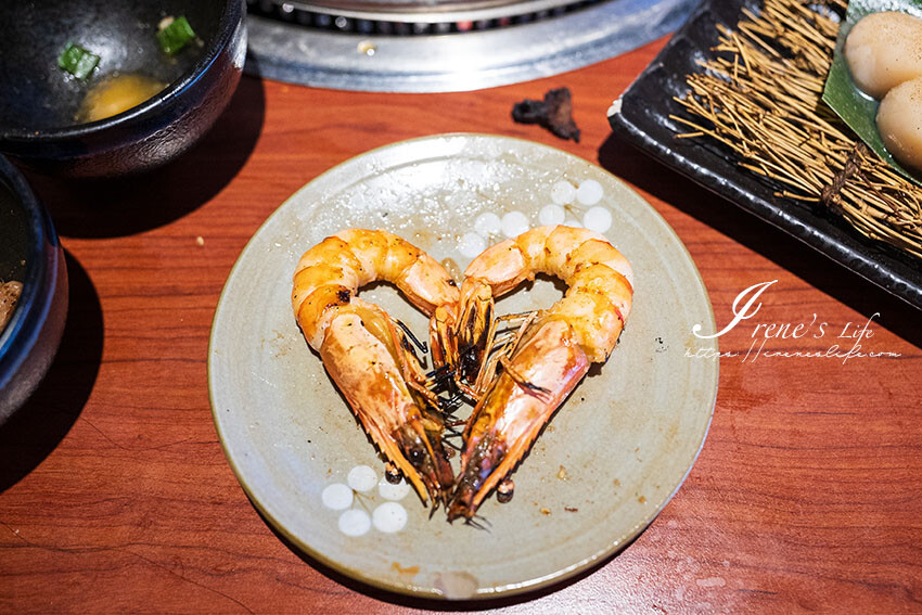 蘆洲好吃日韓燒肉就是它！滿滿大蒜和鹽蔥捲入肉片爆好吃，起司地瓜、起司芋頭拜託一定要吃 @Irene's 食旅．時旅