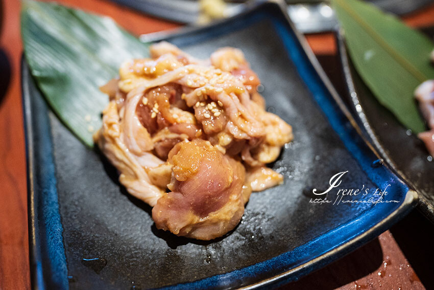 蘆洲好吃日韓燒肉就是它！滿滿大蒜和鹽蔥捲入肉片爆好吃，起司地瓜、起司芋頭拜託一定要吃 @Irene's 食旅．時旅