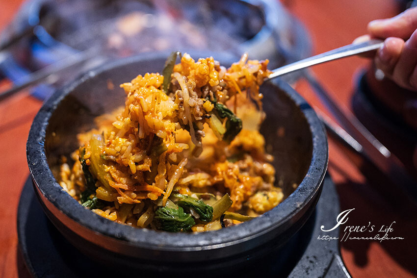 蘆洲好吃日韓燒肉就是它！滿滿大蒜和鹽蔥捲入肉片爆好吃，起司地瓜、起司芋頭拜託一定要吃 @Irene's 食旅．時旅