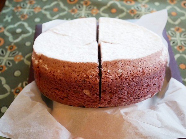 虎屋 憨吉糕點1號店:【虎屋】地瓜糕點專賣-雲林虎尾真材實料好味道 地瓜、紫薯製成的蛋糕 讓人一吃就愛上