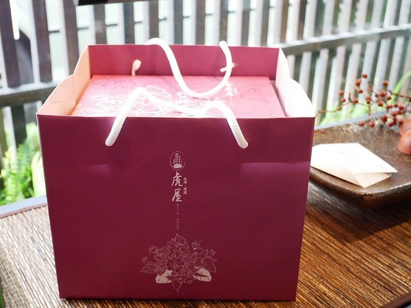 虎屋 憨吉糕點1號店:【虎屋】地瓜糕點專賣-雲林虎尾真材實料好味道 地瓜、紫薯製成的蛋糕 讓人一吃就愛上