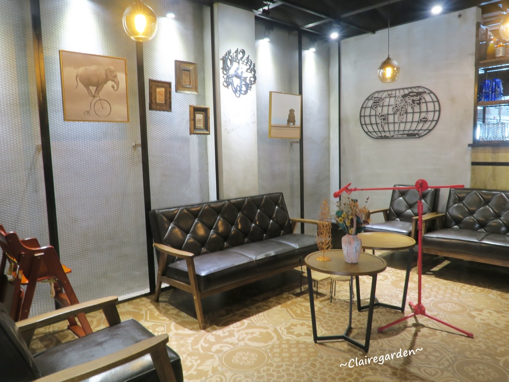 IMG_2300.JPG IMG_2300.JPG