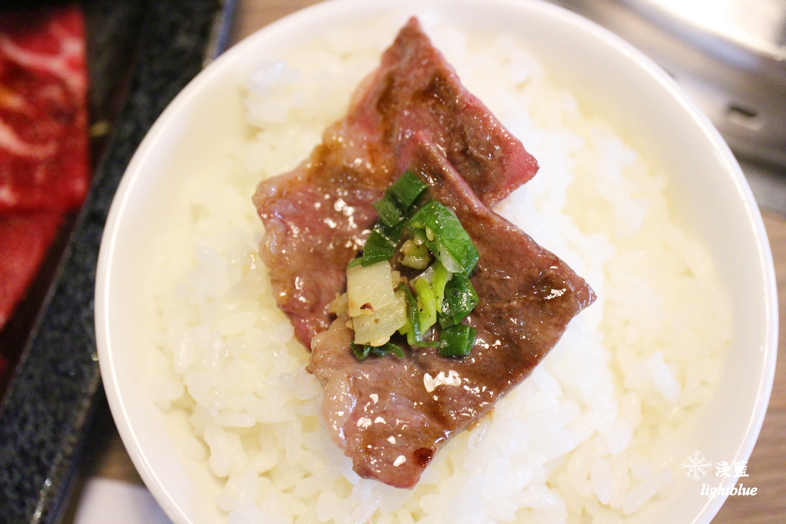 桃園南崁美食：淺藍 × 山奧屋無煙燒肉～精緻美味套餐式燒肉燒烤，服務也到位