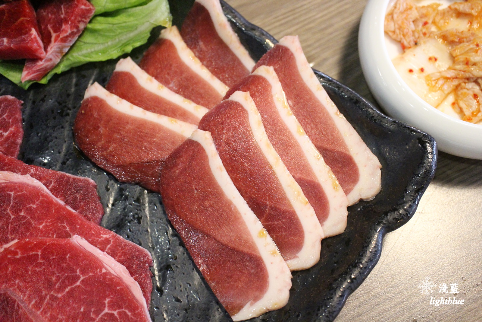 桃園南崁美食：淺藍 × 山奧屋無煙燒肉～精緻美味套餐式燒肉燒烤，服務也到位