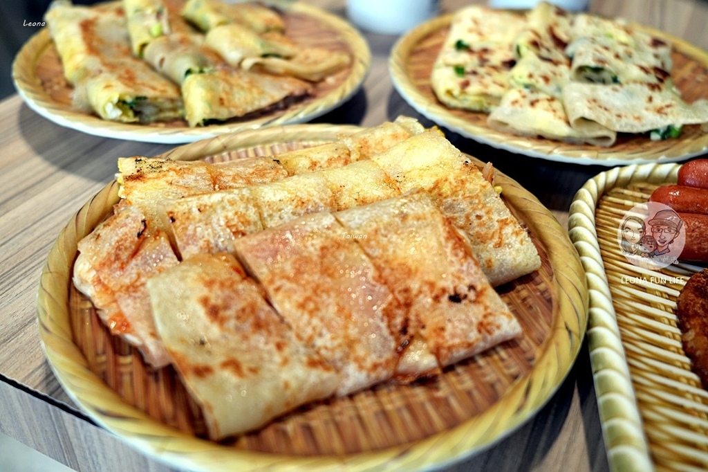 台中早餐推薦!三喜蛋餅古早味蛋餅餅皮Q軟,南天宮樂成宮周邊美食。