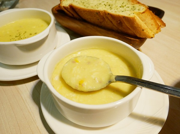 牛客棧 Steak House：牛客棧 Steak House-科博館旁邊超值排餐  海陸選擇都不少  升級套餐CP值更高