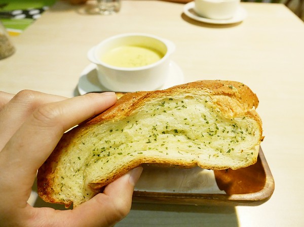 牛客棧 Steak House：牛客棧 Steak House-科博館旁邊超值排餐  海陸選擇都不少  升級套餐CP值更高