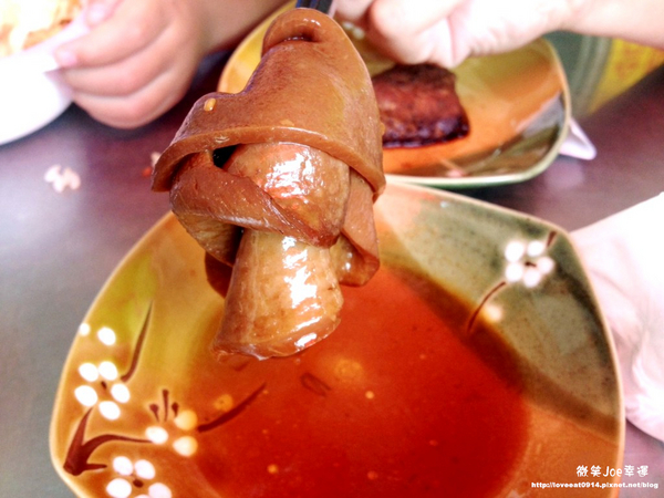 樹仔腳爌肉飯：[台中南區]樹仔腳爌肉飯，烏日與南區交界的平價小吃。