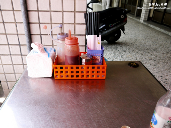 樹仔腳爌肉飯：[台中南區]樹仔腳爌肉飯，烏日與南區交界的平價小吃。