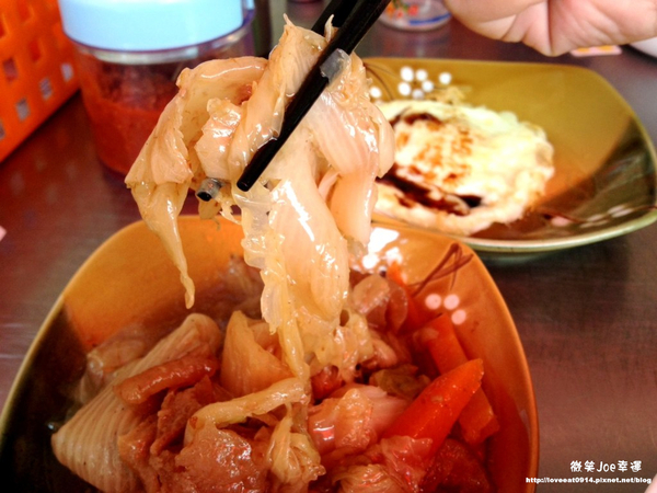 樹仔腳爌肉飯：[台中南區]樹仔腳爌肉飯，烏日與南區交界的平價小吃。