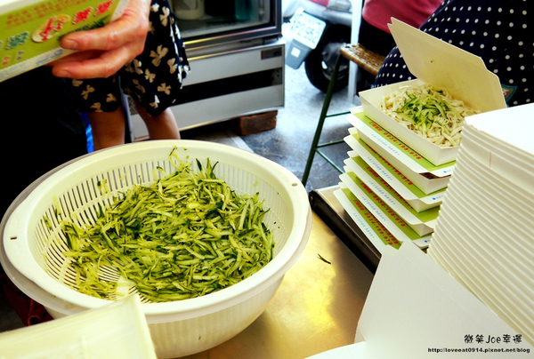 嘉義阡涼麵：[台中西區]嘉義阡涼麵，天氣又熱了，來碗涼麵吧!