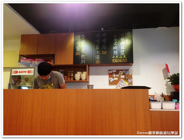 『桃園市桃園區』八口涼麵(泰式酸辣涼麵&招牌麻醬涼麵)●夏日悶熱來吃清爽涼麵超涮嘴/桃園後火車站建國路美食小吃