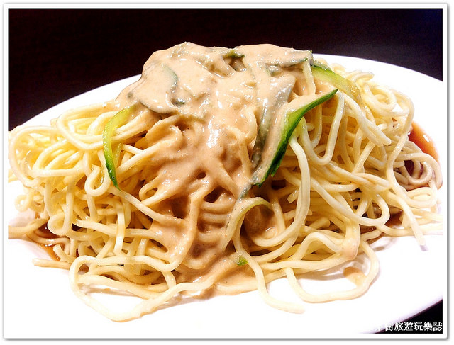 『桃園市桃園區』八口涼麵(泰式酸辣涼麵&招牌麻醬涼麵)●夏日悶熱來吃清爽涼麵超涮嘴/桃園後火車站建國路美食小吃