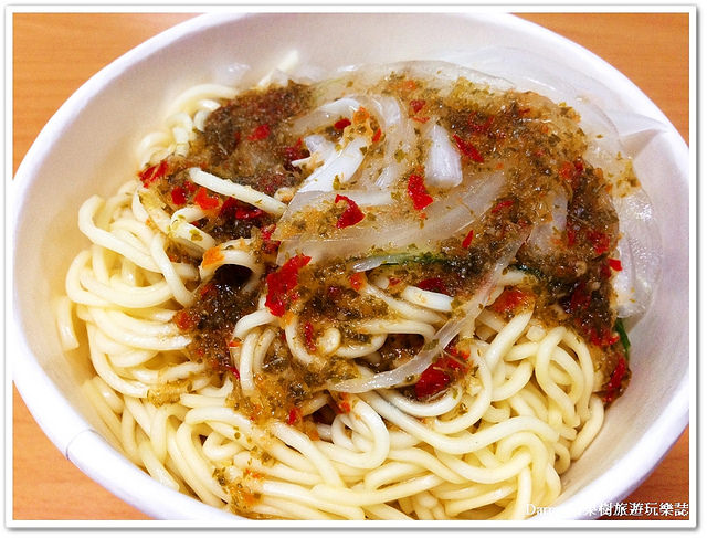 『桃園市桃園區』八口涼麵(泰式酸辣涼麵&招牌麻醬涼麵)●夏日悶熱來吃清爽涼麵超涮嘴/桃園後火車站建國路美食小吃