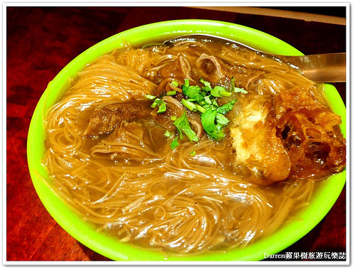 『桃園市桃園區』阿燁紅麵線(桃鶯店)●麵線裡面竟然還有油條出現/QQ肉圓/旅行應援團推薦