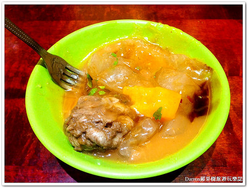 『桃園市桃園區』阿燁紅麵線(桃鶯店)●麵線裡面竟然還有油條出現/QQ肉圓/旅行應援團推薦