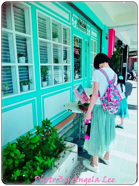 16-10-15-13-19-36-563_photo