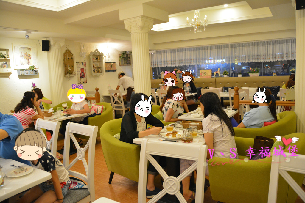 【板橋美食】四訪 Oyami cafe 板橋新埔店 ~ 好吃又好拍,少女們攝影的天堂,下午茶 / 義大利麵 / 鬆餅 任你挑選。。。