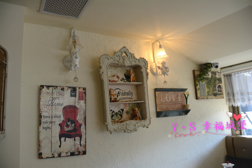 【板橋美食】捷運新埔站 Oyami cafe ~ 想跟姊妹一同身在夢幻城堡裡,享受義式下午茶時光,鬆餅、義大利麵...眾多餐點滿足你的嘴巴(二訪)