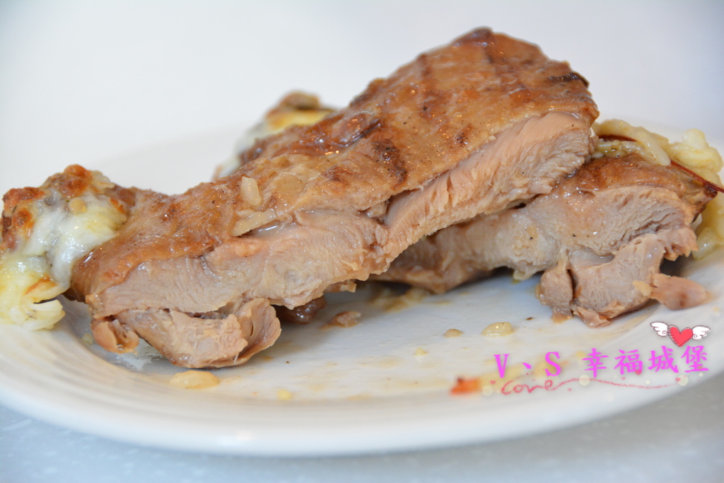 【板橋美食】捷運新埔站 Oyami cafe ~ 想跟姊妹一同身在夢幻城堡裡,享受義式下午茶時光,鬆餅、義大利麵...眾多餐點滿足你的嘴巴(二訪)