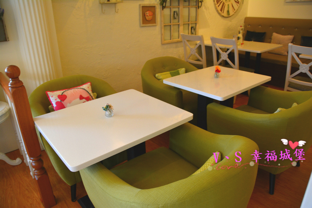 【板橋美食】捷運新埔站 Oyami cafe ~ 想跟姊妹一同身在夢幻城堡裡,享受義式下午茶時光,鬆餅、義大利麵...眾多餐點滿足你的嘴巴(二訪)