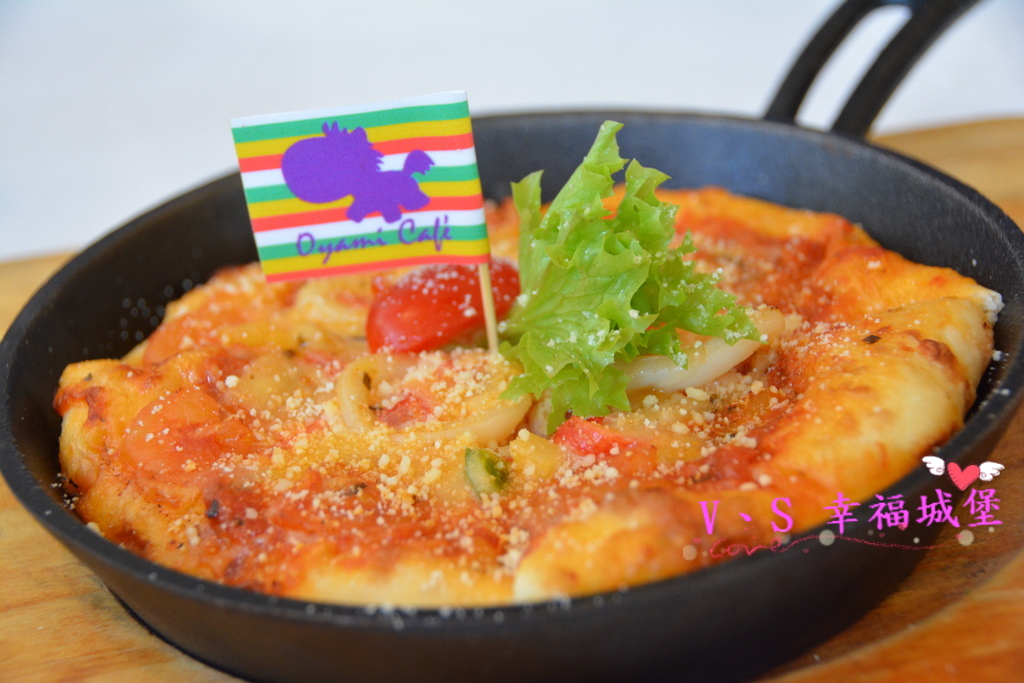 【板橋美食】捷運新埔站 Oyami cafe ~ 想跟姊妹一同身在夢幻城堡裡,享受義式下午茶時光,鬆餅、義大利麵...眾多餐點滿足你的嘴巴(二訪)