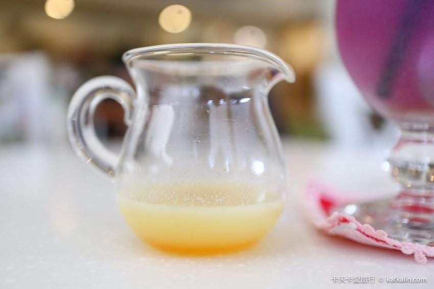 【板橋下午茶】OYAMI CAFE新埔店｜近捷運新埔站下午茶約會享受義式時光甜點鬆餅排餐義大利麵一次滿足 - 卡夫卡愛旅行