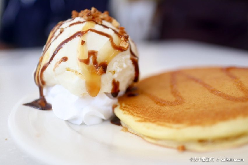 【板橋下午茶】OYAMI CAFE新埔店｜近捷運新埔站下午茶約會享受義式時光甜點鬆餅排餐義大利麵一次滿足 - 卡夫卡愛旅行