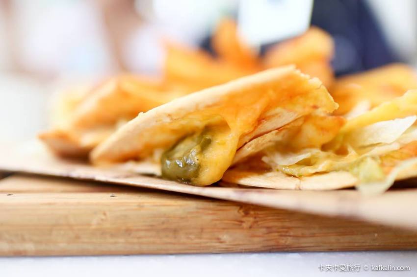 【板橋下午茶】OYAMI CAFE新埔店｜近捷運新埔站下午茶約會享受義式時光甜點鬆餅排餐義大利麵一次滿足 - 卡夫卡愛旅行