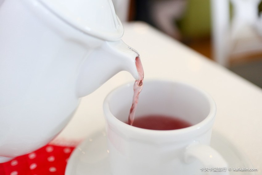 【板橋下午茶】OYAMI CAFE新埔店｜近捷運新埔站下午茶約會享受義式時光甜點鬆餅排餐義大利麵一次滿足 - 卡夫卡愛旅行