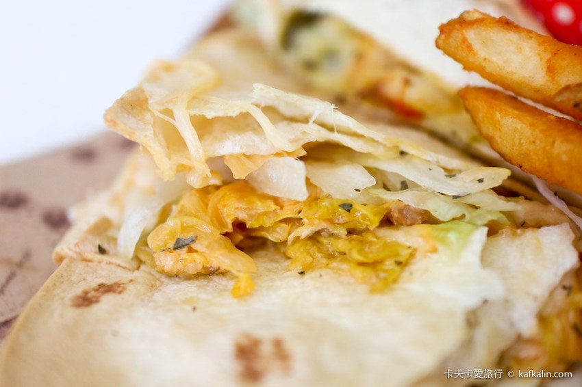 【板橋下午茶】OYAMI CAFE新埔店｜近捷運新埔站下午茶約會享受義式時光甜點鬆餅排餐義大利麵一次滿足 - 卡夫卡愛旅行