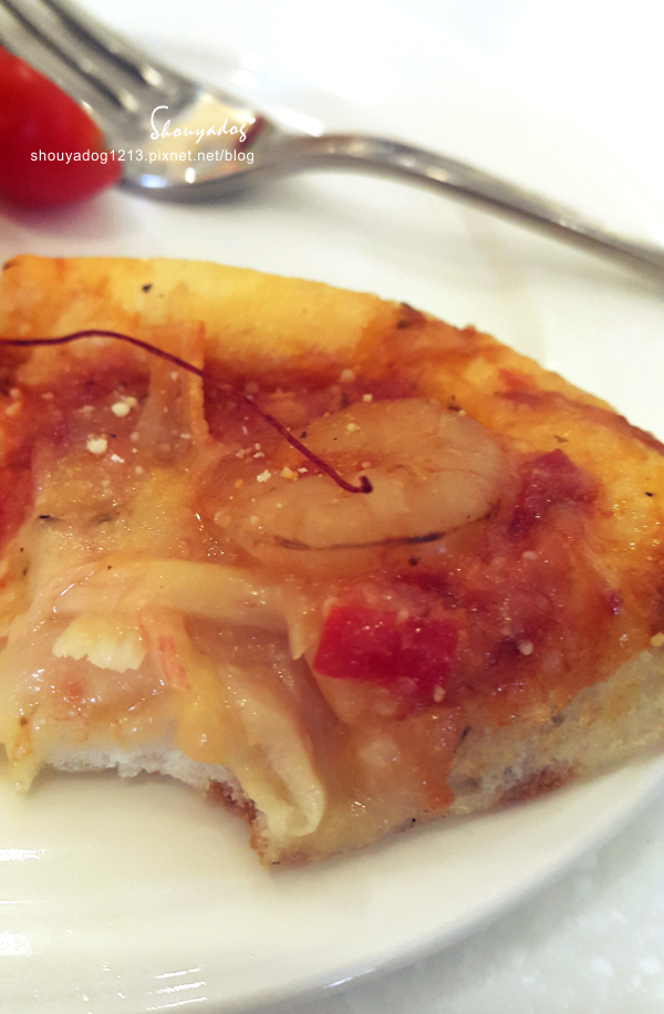 Oyami cafe(板橋店)：【複合式餐廳】板橋捷運新埔站美食 充滿夢幻少女心的Oyami Caf'e