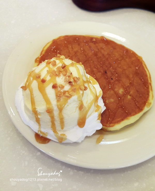 Oyami cafe(板橋店)：【複合式餐廳】板橋捷運新埔站美食 充滿夢幻少女心的Oyami Caf'e