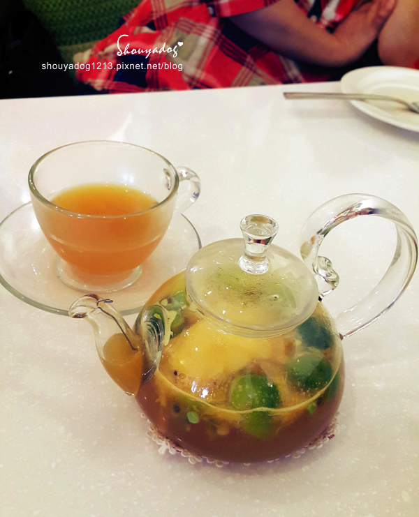 Oyami cafe(板橋店)：【複合式餐廳】板橋捷運新埔站美食 充滿夢幻少女心的Oyami Caf'e