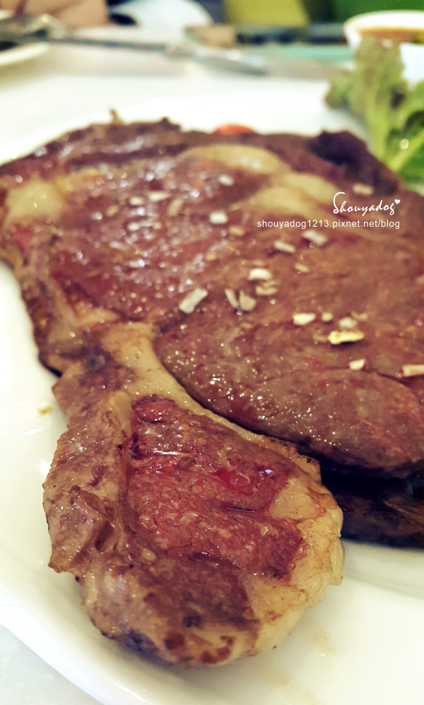 Oyami cafe(板橋店)：【複合式餐廳】板橋捷運新埔站美食 充滿夢幻少女心的Oyami Caf'e