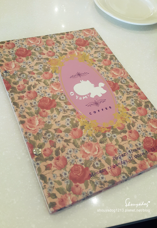 Oyami cafe(板橋店)：【複合式餐廳】板橋捷運新埔站美食 充滿夢幻少女心的Oyami Caf'e