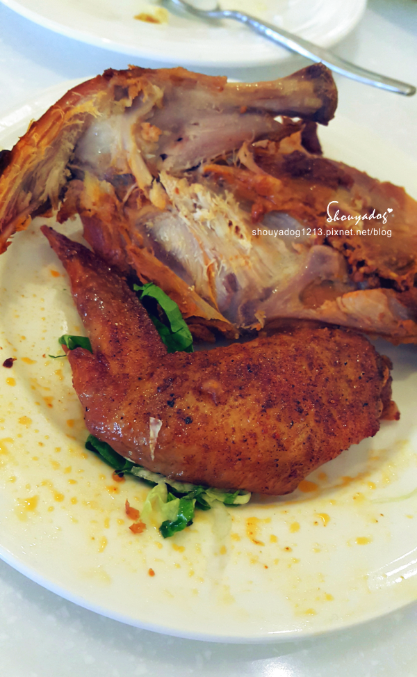 Oyami cafe(板橋店)：【複合式餐廳】板橋捷運新埔站美食 充滿夢幻少女心的Oyami Caf'e