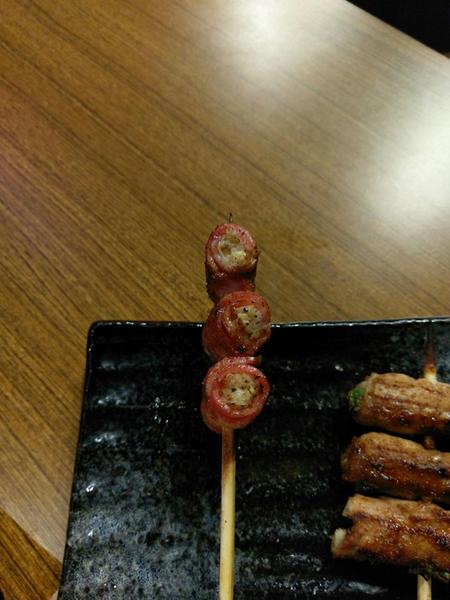 柒串燒屋-輔大店:柒串燒屋(輔大店)-新莊COSTCO和輔仁大學周邊的平價串燒 是小酌的好去處 外帶內用都方便的美食