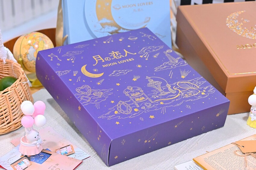 台中超豪華中秋限定雙層禮盒 9種中西甜點大滿足 堅持手工職人製作/月之戀人