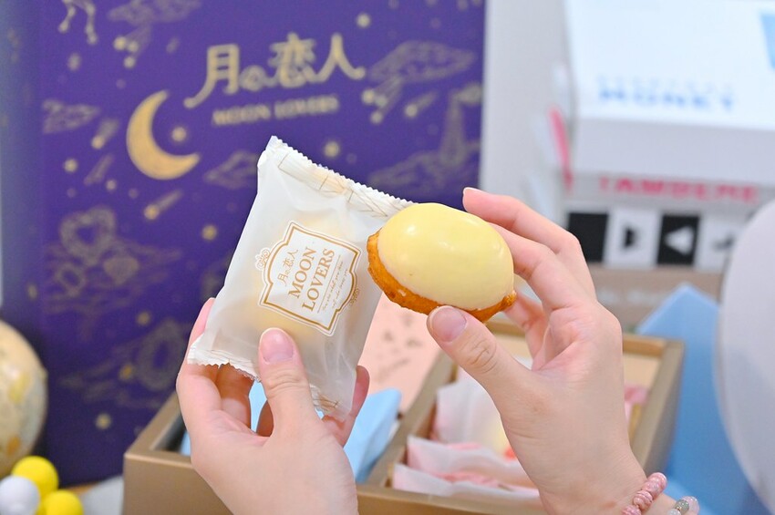 台中超豪華中秋限定雙層禮盒 9種中西甜點大滿足 堅持手工職人製作/月之戀人