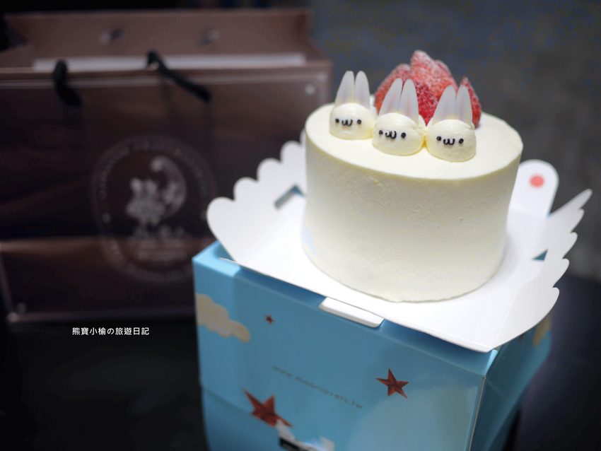 月之戀人蛋糕超好吃!台中公益路上高質感甜點店。手工製作日式洋菓子、兔兔草莓鮮奶油,非吃不可。 @熊寶小榆の旅遊日記