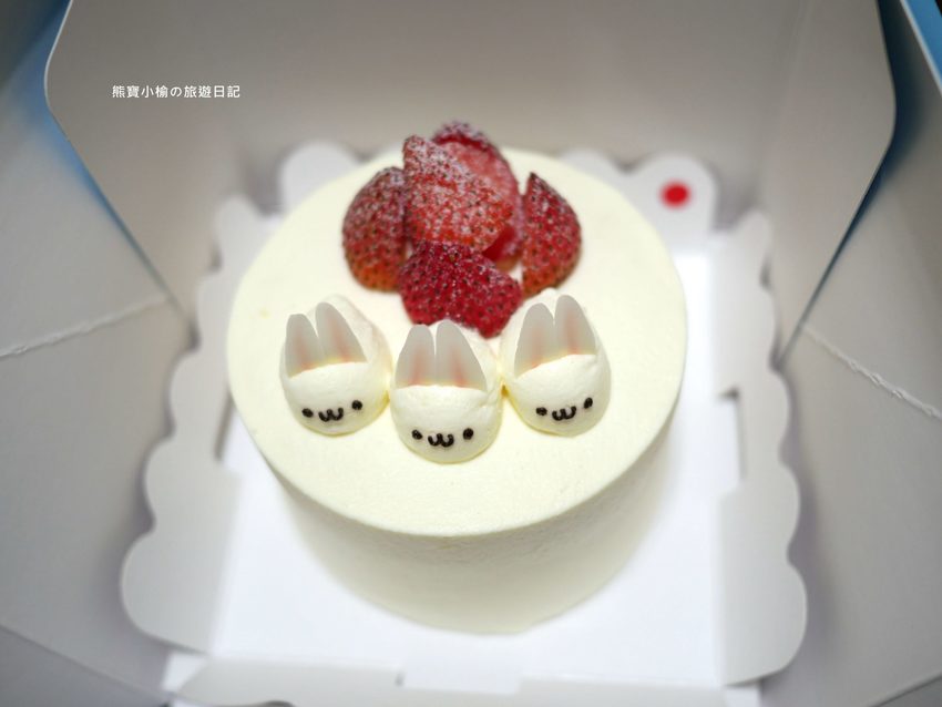 月之戀人蛋糕超好吃!台中公益路上高質感甜點店。手工製作日式洋菓子、兔兔草莓鮮奶油,非吃不可。 @熊寶小榆の旅遊日記