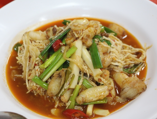 屏東 佳冬。林俊逸的鋼管雞，烤雞專家 x 路經墾丁必吃美食