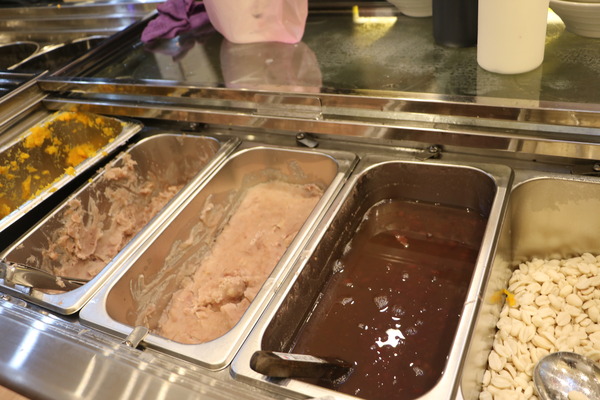 高雄 左營。 嚐仙手工芋圓芋泥專賣店,來自台中真材實料的好味道