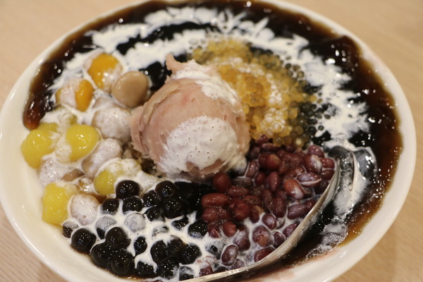 高雄 左營。 嚐仙手工芋圓芋泥專賣店,來自台中真材實料的好味道