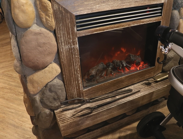 高雄 三民區。卡菲．小食光咖啡館-河堤店，真正夯工業風餐廳