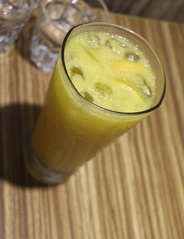 高雄 三民區。卡菲．小食光咖啡館-河堤店，真正夯工業風餐廳