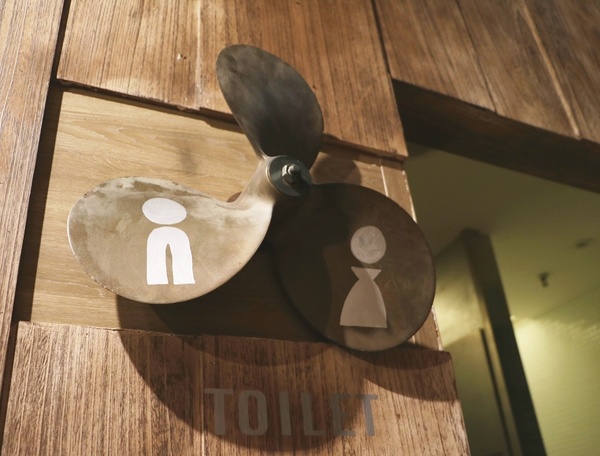 高雄 三民區。卡菲．小食光咖啡館-河堤店，真正夯工業風餐廳