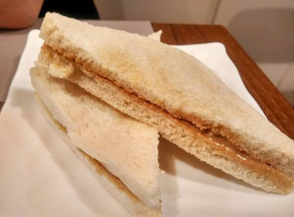 綺麗 CHI LI COFFEE：綺麗 CHI LI COFFEE-簡單溫馨的小店  餐點很用心  服務很親切  火鍋CP值爆表